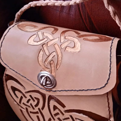 sac en cuir marron western de dessus