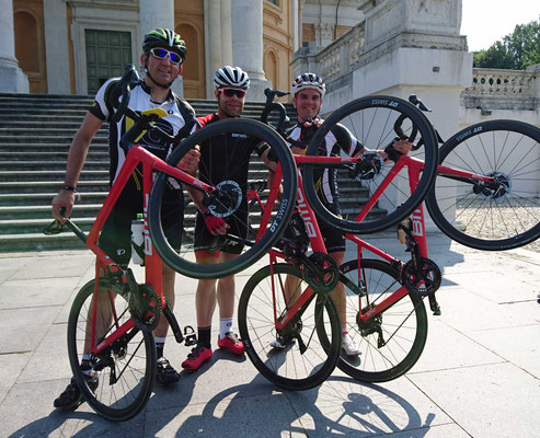 Michael und Tom mit Cadel Evans am BMC Event in Turin