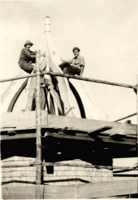 Andreas Haug und Phillipp Lochbihler auf Maria Trost, Juli 1952