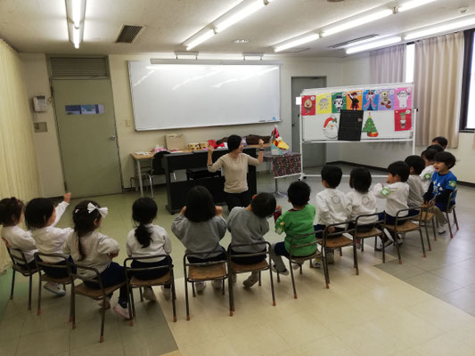 どれみ音楽教室　どれみらぼ　幼稚園　クリスマス　リトミック