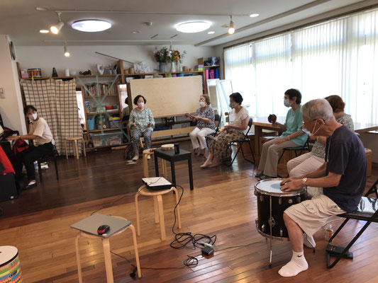 どれみLABO 音楽健康サロン 介護予防 健康促進 音楽療法