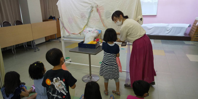 どれみLABO　幼稚園リトミック　みんなのどれみ　英語リトミック