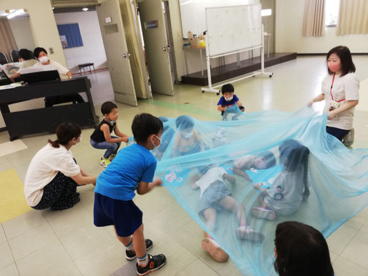 どれみLABO 幼稚園リトミック 年中 海
