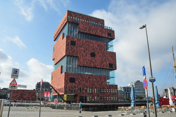 Antwerpen - Museum aan de Stroom