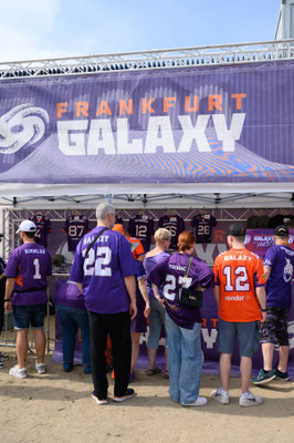 Kelley_Chet_Frankfurt Galaxy Fans