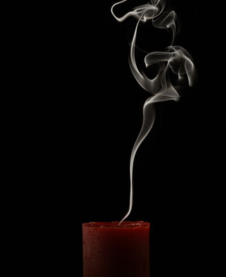 Kelley_Chet_smoking candle