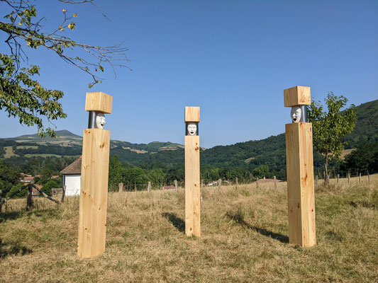 Les Chants Magnétiques - Abesti Magnetikoak, 2022, installation sonore, technique diverses (vue diurne)