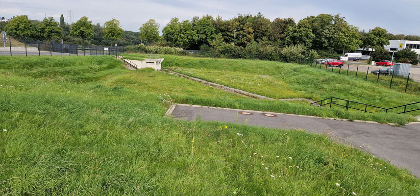 Deponie Industriestraße - Erschließung/Entwässerung Sportzentrum