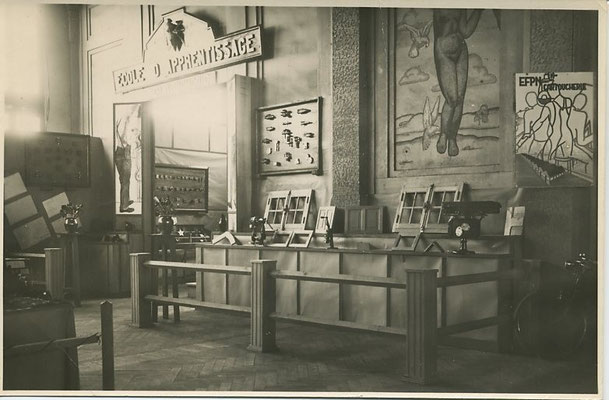 1945-Exposition Rénovation des Métiers au Parc des Expositions à Toulouse.