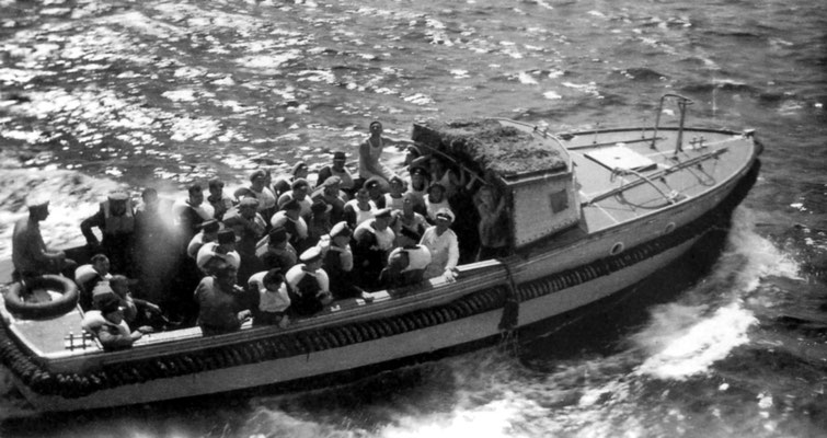 Das Verkehrsboot im Einsatz.