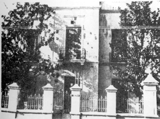 Rosario - Viertel " Barrio Alberdi" - oben über dem Balkon ist das "Graf Spee" Wappen gut zu erkennen. 
