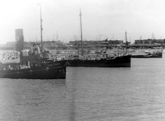 Der Schlepper "Coloso" und die Schute "Chiriguana".