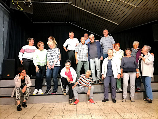 Snapshot, auf der Bühne, nach der Chorprobe, Sep. 2023