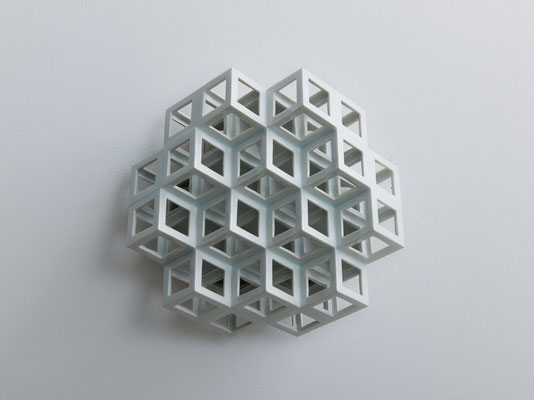 Lattice receptacle‐Monocrystal 1, 2012, Porcelain, h.25×w.25×d.11㎝ 