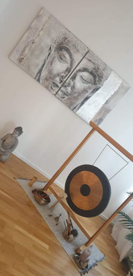 Gong und Klangschalen
