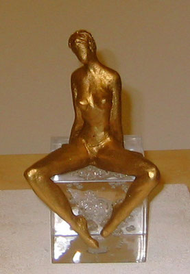 Femme assise - Bronze - CB