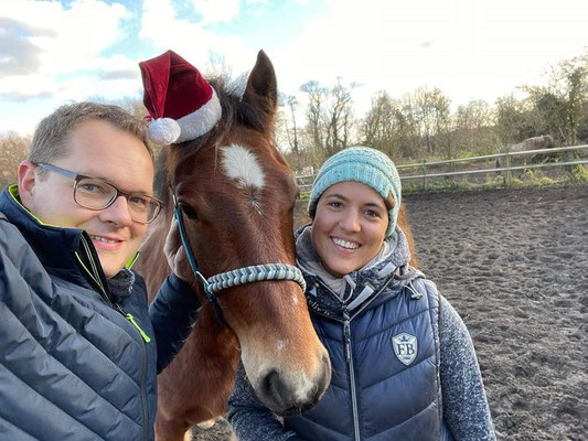 Ein kleiner Weihnachtsgruss von Starlight und  Familie 