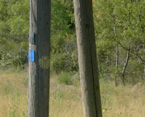 bei Lodeve - mit diesem Mast 2005 fing mein Jakobsweg an - eine Idee, die 2009 zum Start führte