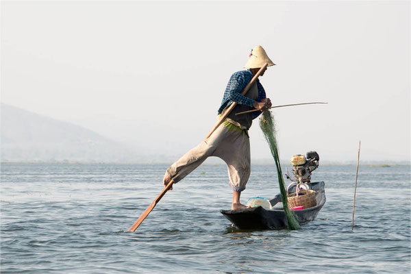 Lac Inlé - Pêche traditionnelle au filet 14