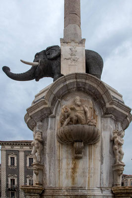 Catane 02 - Fontaine de l'éléphant