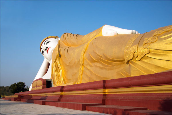 Monywa - Bodhi Tataung 10 -Bouddha couché 