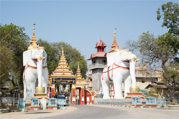 Monywa - Pagode Thanboddhay 01