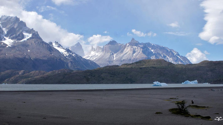 Glacier Grey 01