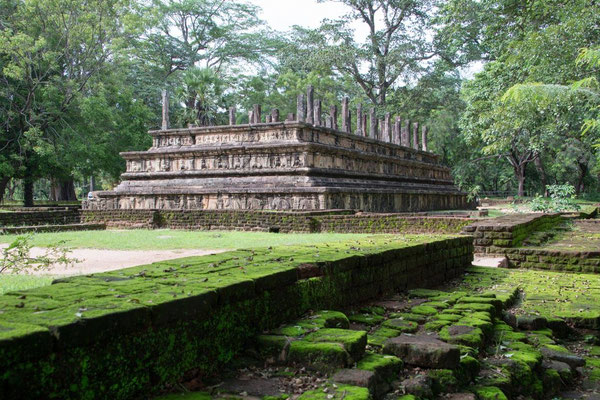 Polonnaruwa 05 - Salle d'audience du roi Parakramabahu
