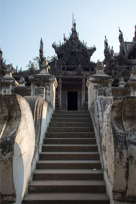 Mandalay - Monastère Shwenandaw Kyaung 03