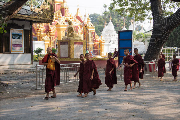 Mandalay - Pagode Kuthodaw 11