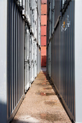 Containers 18