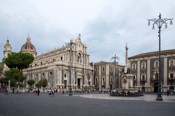 Catane 01 - Piazza del Duomo