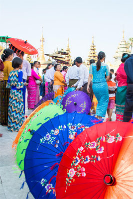 Yangon - Pagode Shwedagon - Noviciat 11