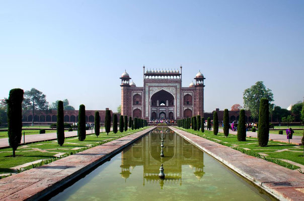 Agra - Taj Mahal 04 - Le porche d'entrée
