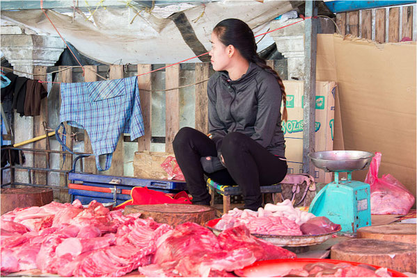 Luang Prabang - Marché de  Phosi - 04