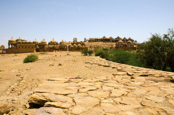 Jaisalmer - Cénotaphes royaux 01