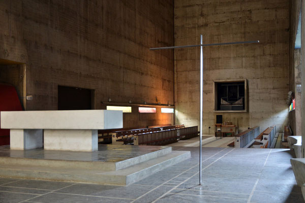 Le Corbusier 02 - Couvent de la Tourette - Eveux