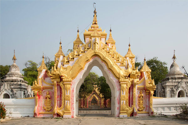 Mandalay - Pagode Kuthodaw 03