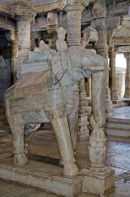 Ranakpur08 -Temple d'Adinath