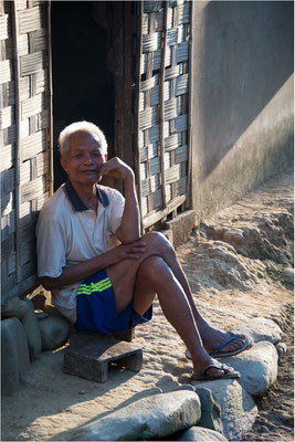 Nam Bon Nua 09