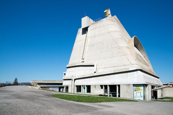 Le Corbusier 21 - Eglise St Pierre - Firminy