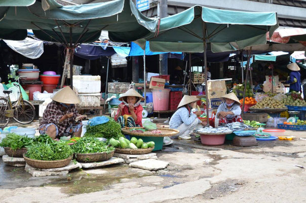 Hué - Le Marché 01