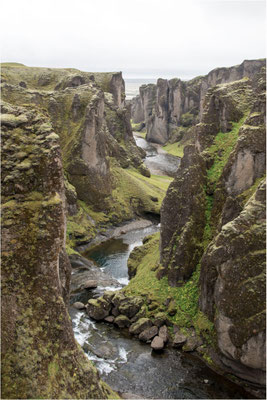 Canyon de Fjaorarljufur 04