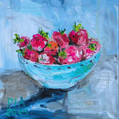 Bowl of sytawberries 30x30cm