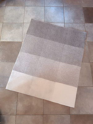 tapis en laine locale 12 déclinaisons de couleurs naturelles