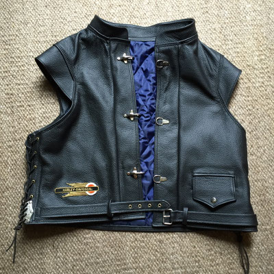 Mass- Ledergilet - Kundenauftrag