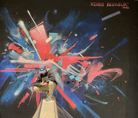 fresque street art couleurs chaudes de kendo Deuxglik a Nantes