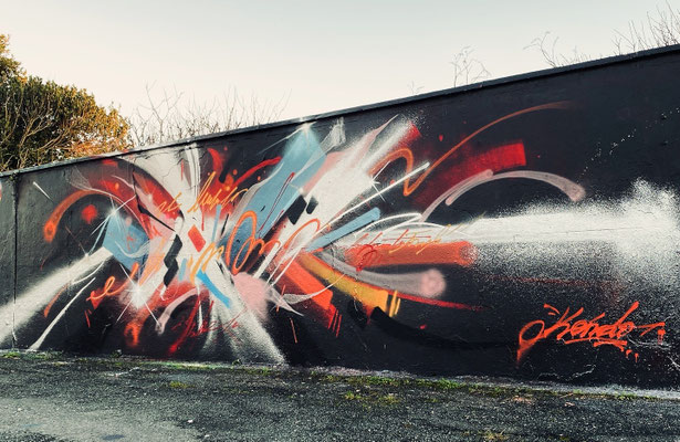 fresque street art couleurs chaudes fresque street art couleurs chaudes