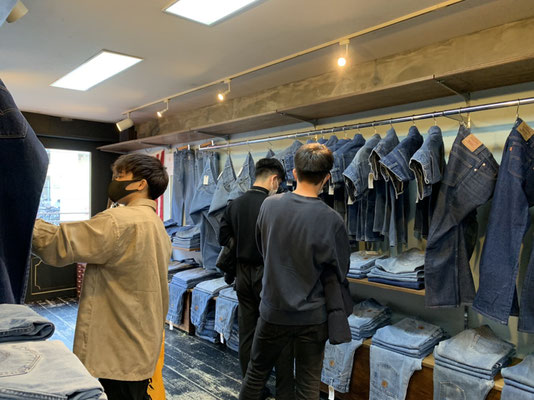 Spring Denim Pants Exhibition