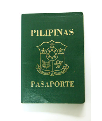 帰国　パスポート　イメージ写真